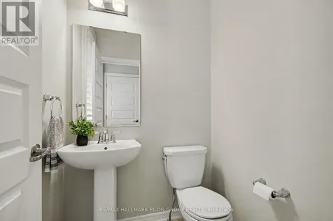 124 Mandalay Street Ottawa ON K4A 1A6