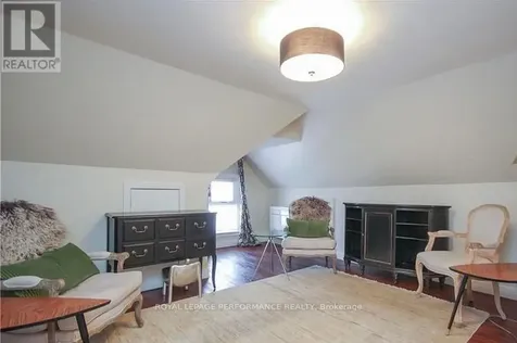 168 Stewart Street West Ottawa ON K1N 6J9