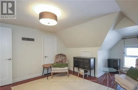 168 Stewart Street West Ottawa ON K1N 6J9