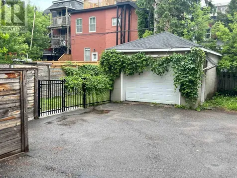 168 Stewart Street West Ottawa ON K1N 6J9