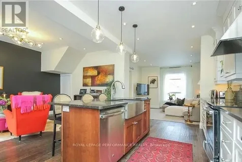 168 Stewart Street West Ottawa ON K1N 6J9