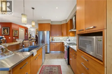 123 Oak Park Drive Waterloo ON N2K 0B3