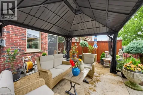 123 Oak Park Drive Waterloo ON N2K 0B3