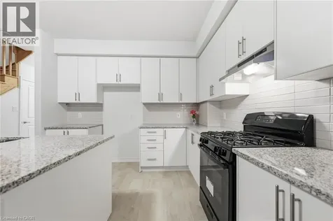 9 Admiral Road Welland ON L3B 0H3