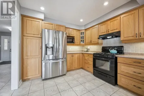 15 Zinkann Crescent Wellesley ON N0B 2T0