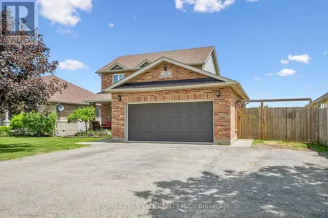 15 Zinkann Crescent Wellesley ON N0B 2T0