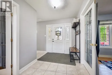15 Zinkann Crescent Wellesley ON N0B 2T0