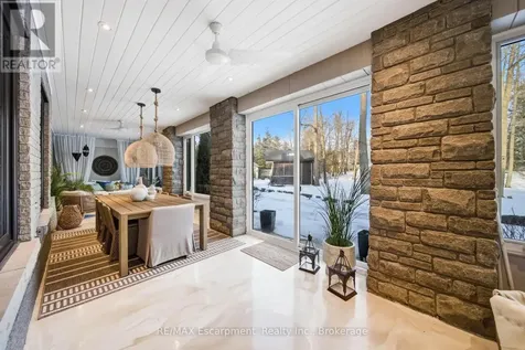 3205 Highpoint Court Burlington ON L7P 0P9