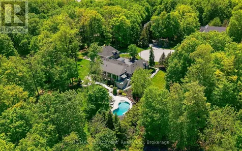 3205 Highpoint Court Burlington ON L7P 0P9