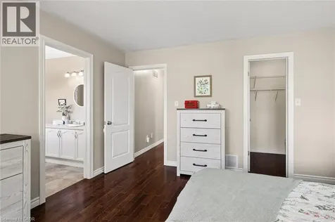 644 Yarmouth Drive Waterloo ON N2K 4C2