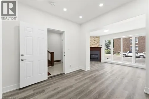 968 Main Street East Hamilton ON L8M 1M8