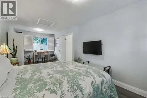 17 Orchard Crescent Guelph ON N1E 1W9