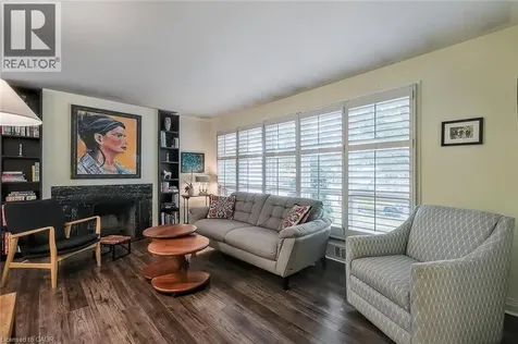 17 Orchard Crescent Guelph ON N1E 1W9