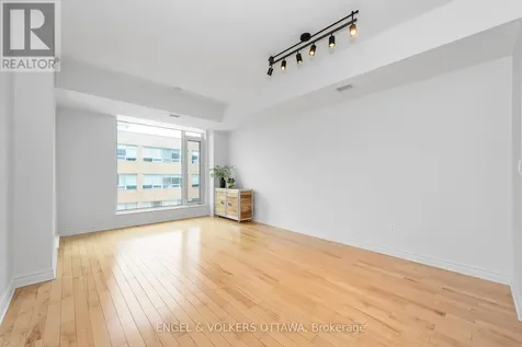 575 Byron Avenue Ottawa ON K2A 1R7
