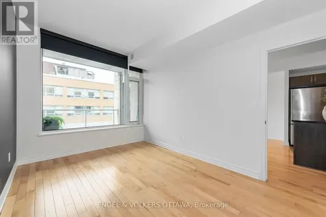 575 Byron Avenue Ottawa ON K2A 1R7