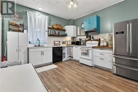 18 King Street Haldimand ON N0A 1E0