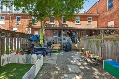 18 King Street Haldimand ON N0A 1E0