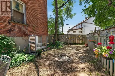 18 King Street Haldimand ON N0A 1E0