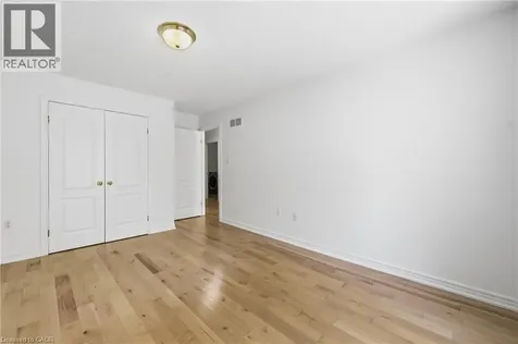 85 Edgewater Drive Stoney Creek ON L8E 4Z2