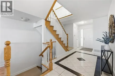 85 Edgewater Drive Stoney Creek ON L8E 4Z2