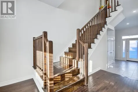 165 Angelonia Crescent Ottawa ON K1T 0Y5