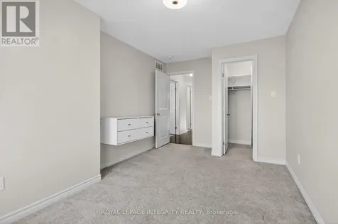 165 Angelonia Crescent Ottawa ON K1T 0Y5