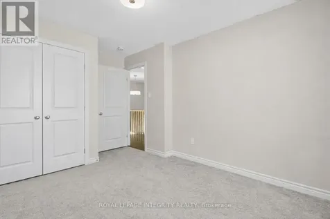 165 Angelonia Crescent Ottawa ON K1T 0Y5