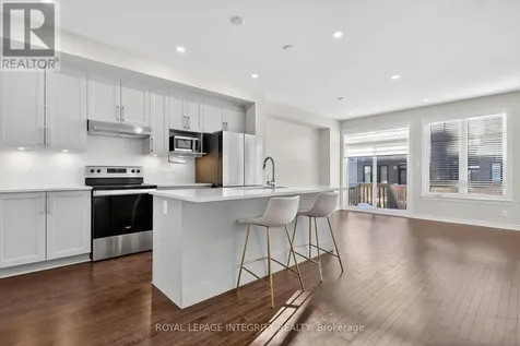 165 Angelonia Crescent Ottawa ON K1T 0Y5