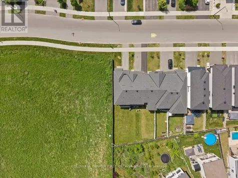 754 Brian Good Avenue Ottawa ON K4M 0E3