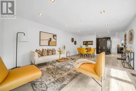 31 Old Lake Ridge Road Whitby ON L1P 1K1