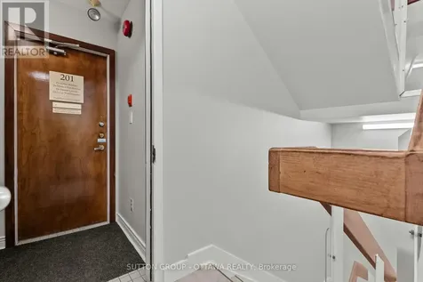 117 Murray Street Ottawa ON K1N 5M5