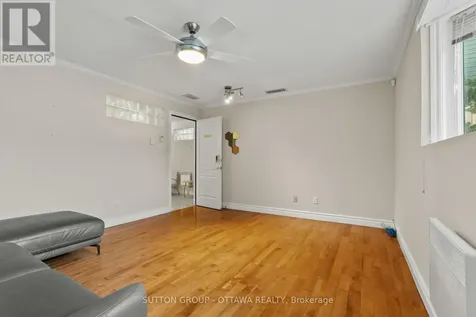 117 Murray Street Ottawa ON K1N 5M5
