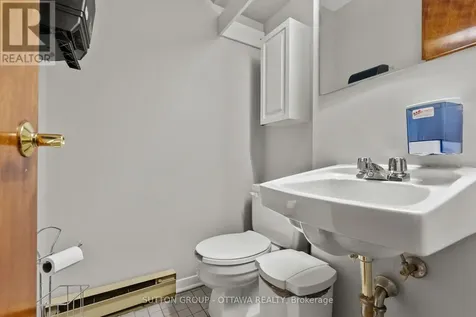 117 Murray Street Ottawa ON K1N 5M5