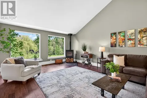 8122 Eramosa Garafraxa Townline Centre Wellington ON N1M 2W5