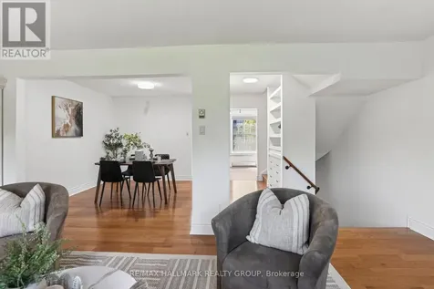 83 Appleby Private Ottawa ON K2C 3P4