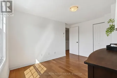83 Appleby Private Ottawa ON K2C 3P4