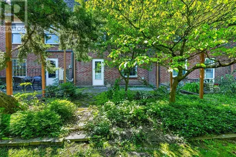 83 Appleby Private Ottawa ON K2C 3P4