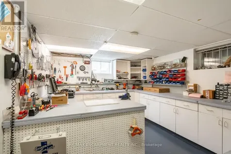 2172 Centre Road Hamilton ON L0P 1B0
