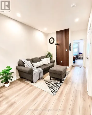 8 Lidstone Street Cambridge ON N1T 0G4