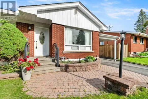 1237 Whitmore Avenue Ottawa ON K2C 2N6