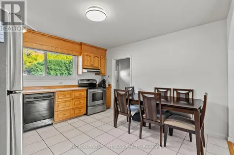 1237 Whitmore Avenue Ottawa ON K2C 2N6