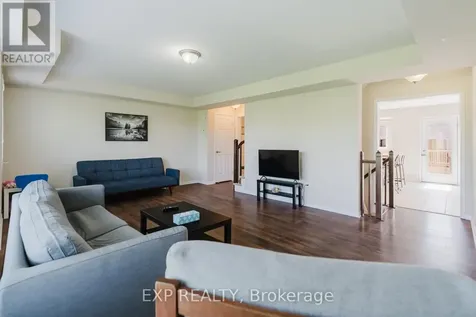 3721F Riverbreeze Street Ottawa ON K2J 0T1