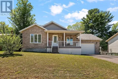 89 Spruce Street Petawawa ON K8H 3H7