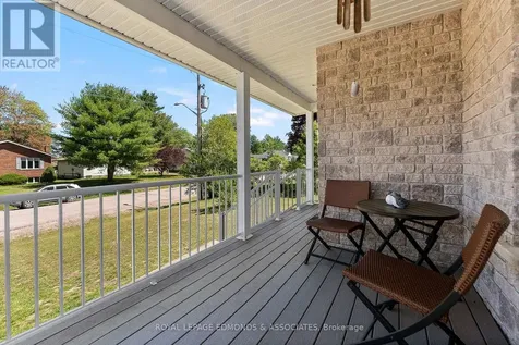 89 Spruce Street Petawawa ON K8H 3H7