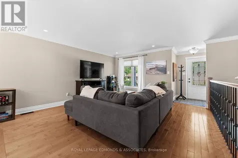 89 Spruce Street Petawawa ON K8H 3H7