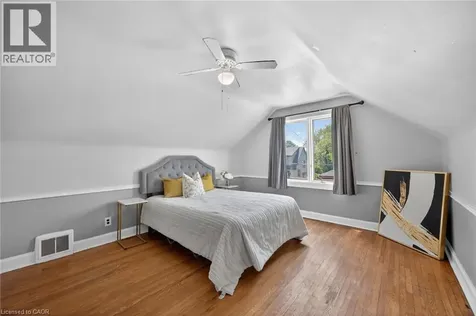 43 West 1st Street Hamilton ON L9C 3B9