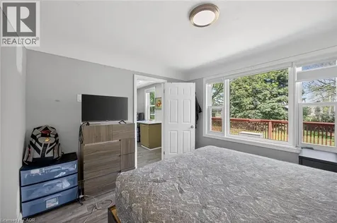 43 West 1st Street Hamilton ON L9C 3B9