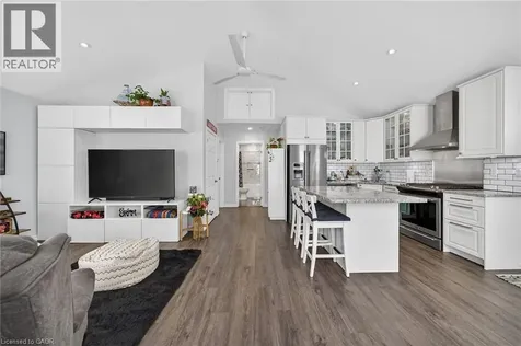 1040 Lakeshore Road Selkirk ON N0A 1P0