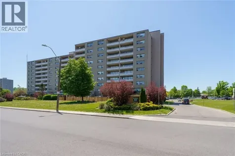 15 Albright Road Hamilton ON L8K 5J2