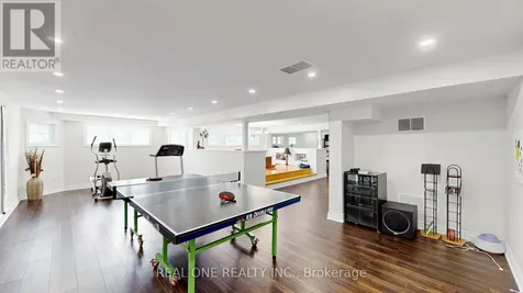 58 Emerald Hts Drive Whitchurch-stouffville ON L4A 0C8